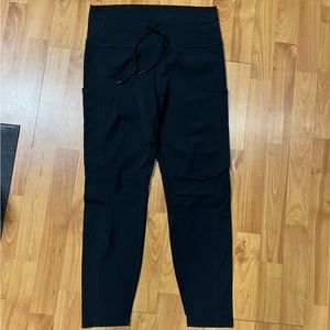 Zyia Luxe Drawstring Pocket 7/8 Legging
